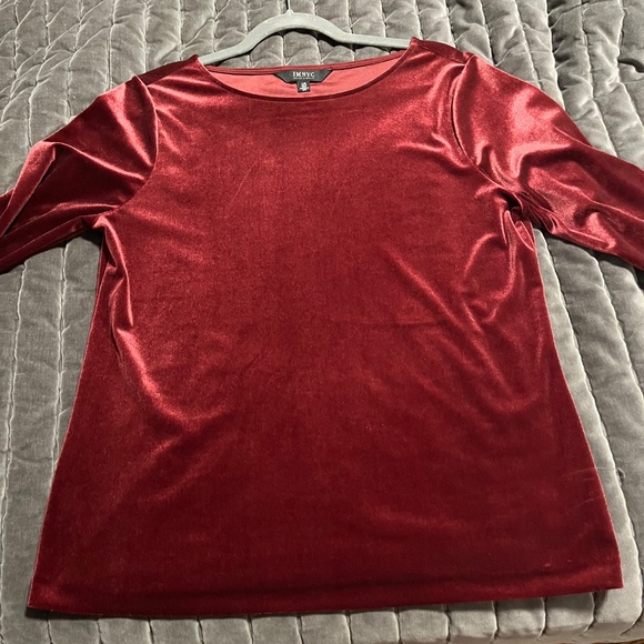 Red Velvet Boatneck Top 3/4 Sleeves - Picture 8 of 10